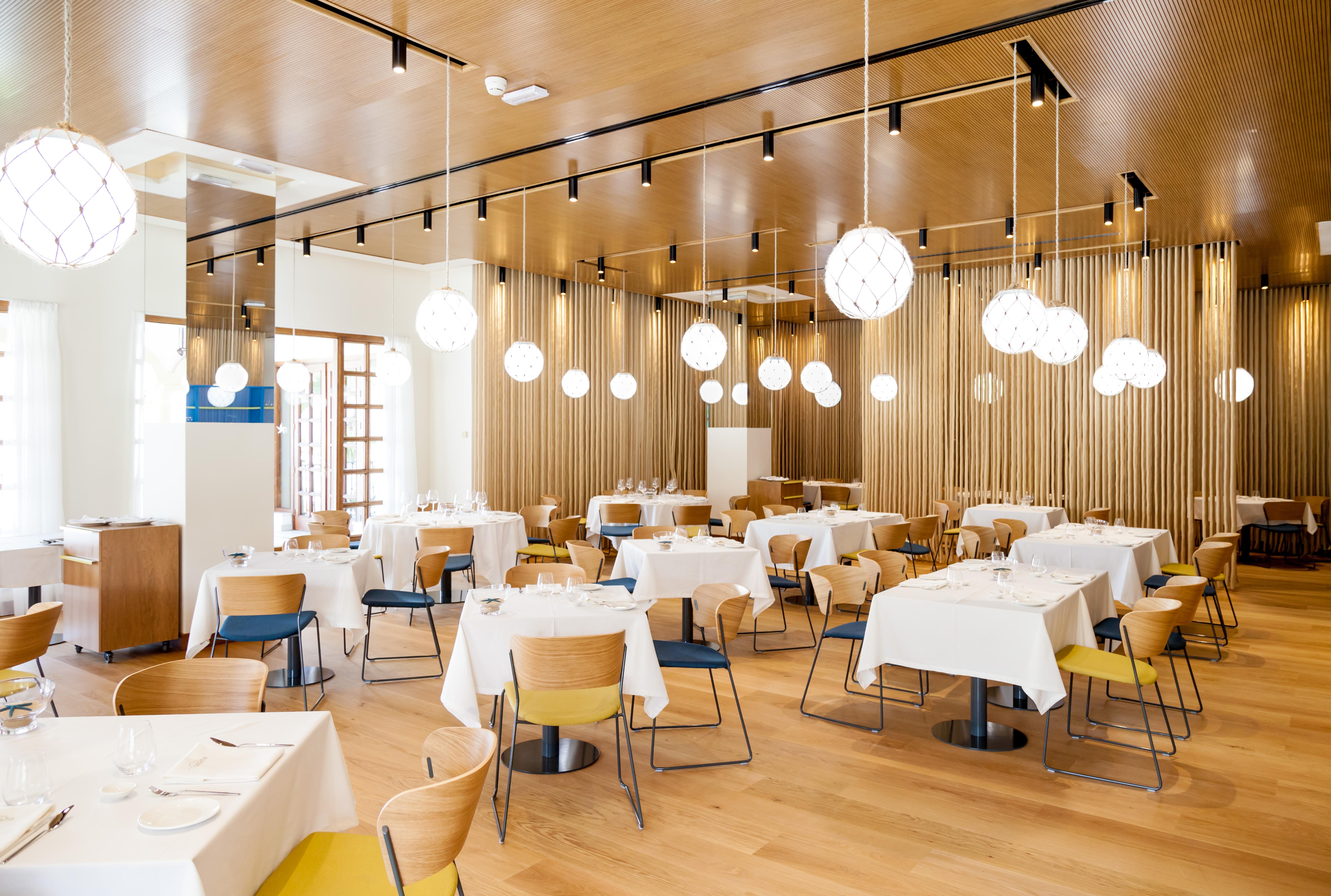 Iberostar Selection Andalucia Playa Hotel Chiclana de la Frontera Luaran gambar Restaurant AOC