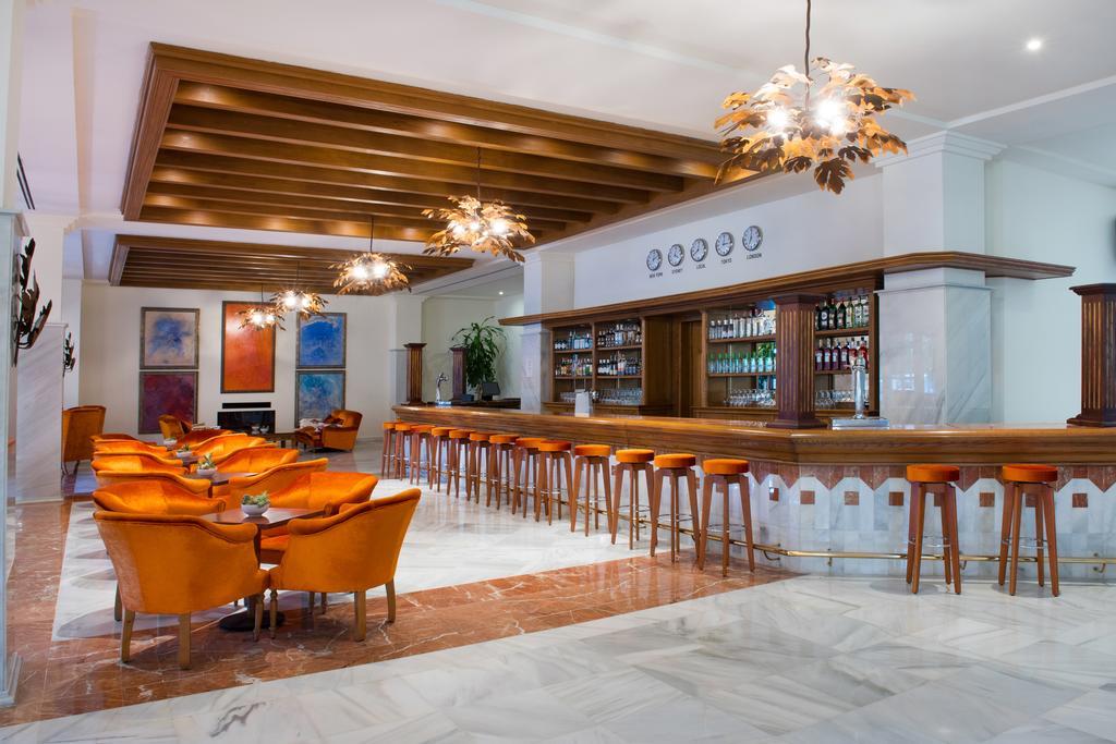 Iberostar Selection Andalucia Playa Hotel Chiclana de la Frontera Luaran gambar Lobby bar